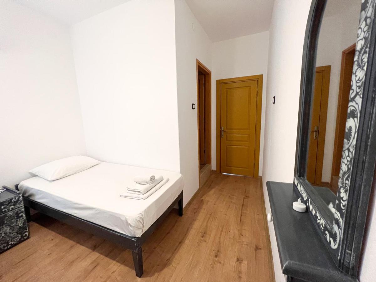 Apart Otel Kaya & 3*